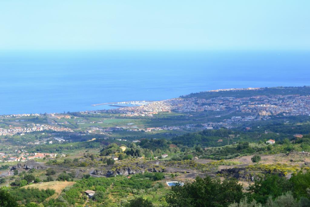 Seacily Etna House Villa Piedimonte Etneo Oda fotoğraf